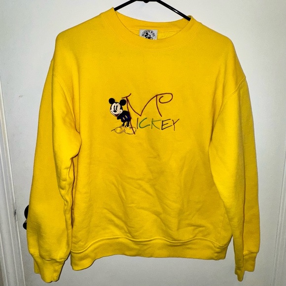 Vintage Mickey & Co "MICKEY" Embroidered Sweatshirt Size Medium - Picture 1 of 6
